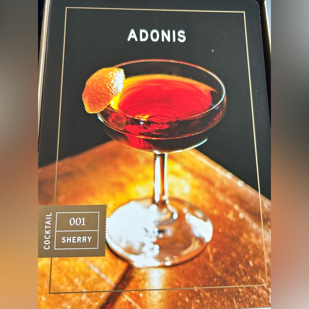 The Essential Cocktail Recipe Book - Picture 5 of 6